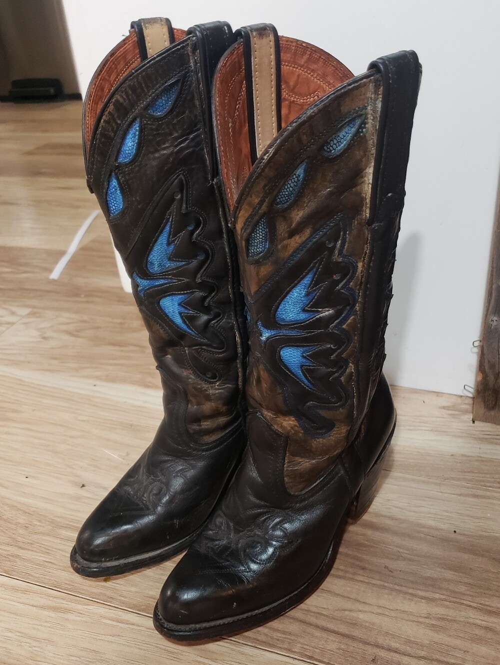 Vintage Miss Capezio blue Inlay Butterfly Design Leather Cowboy Boots Women 6